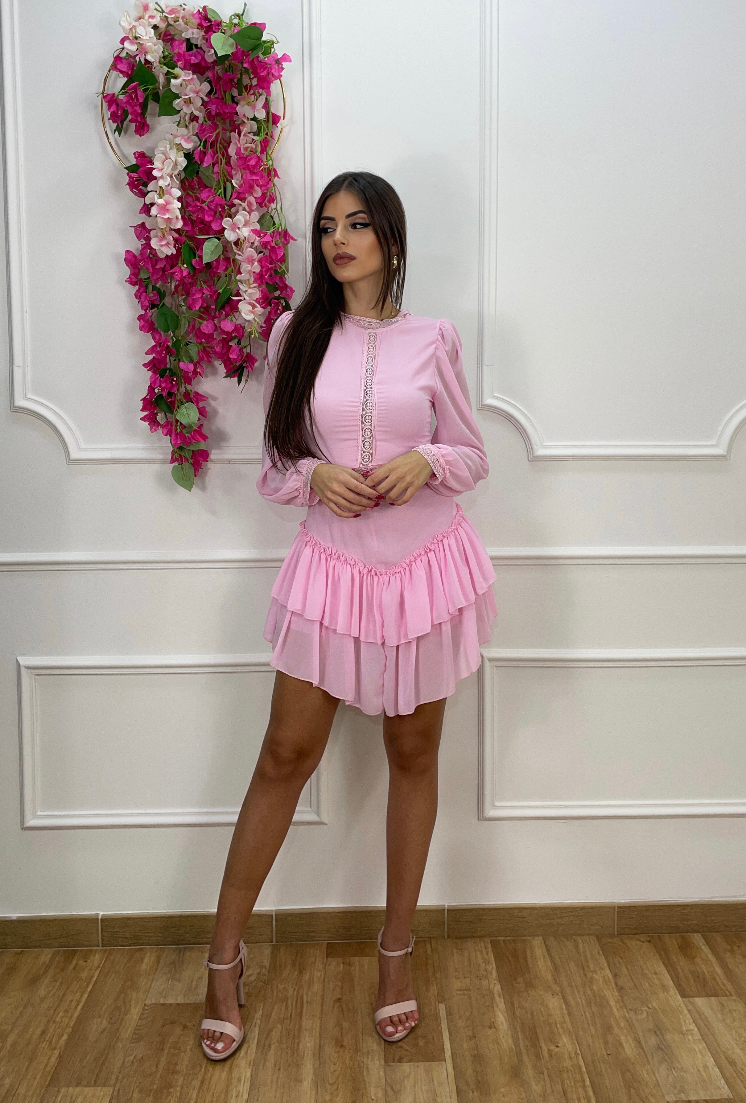 Dress Dolly