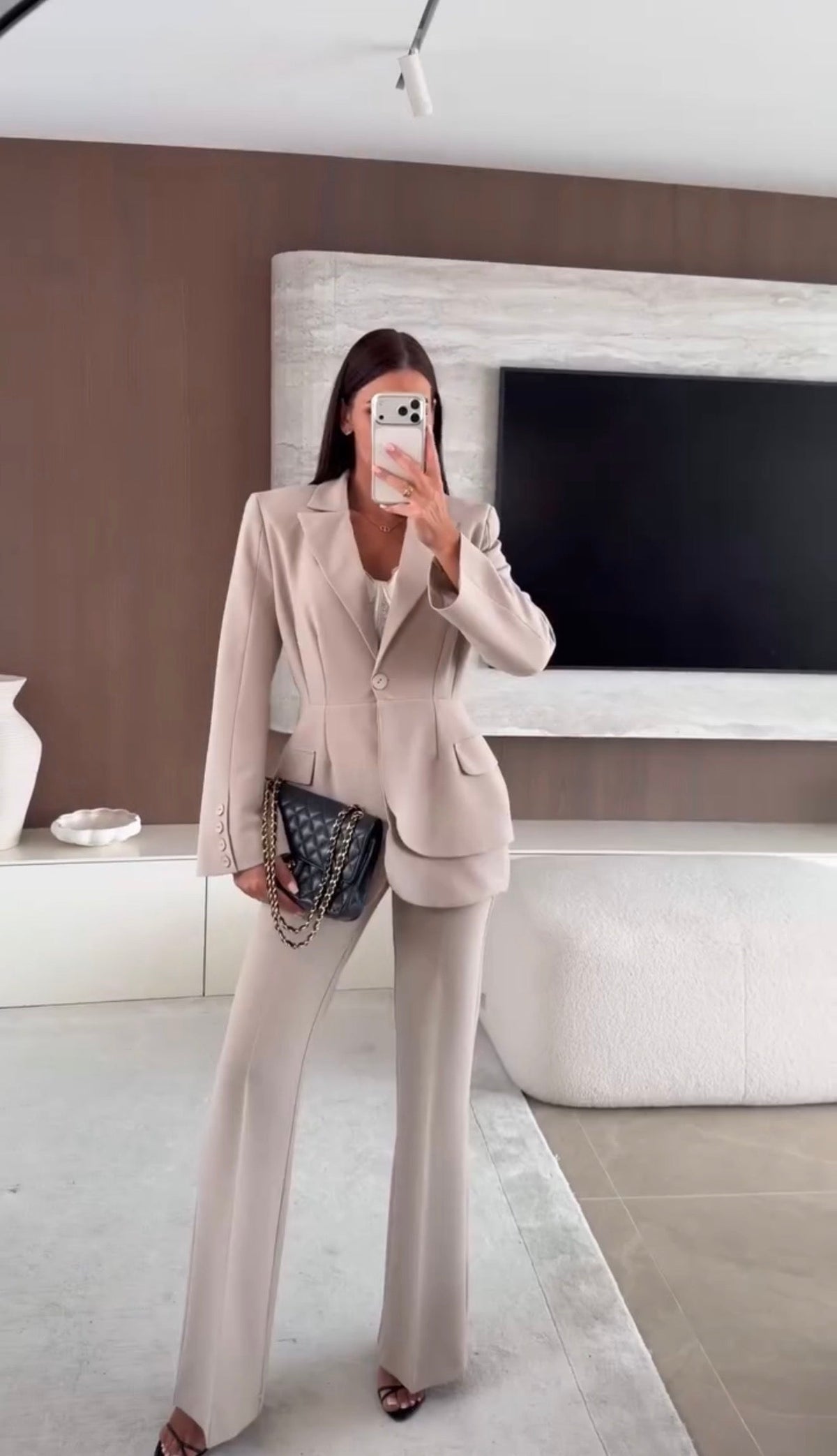 TAILLEUR MEGHY